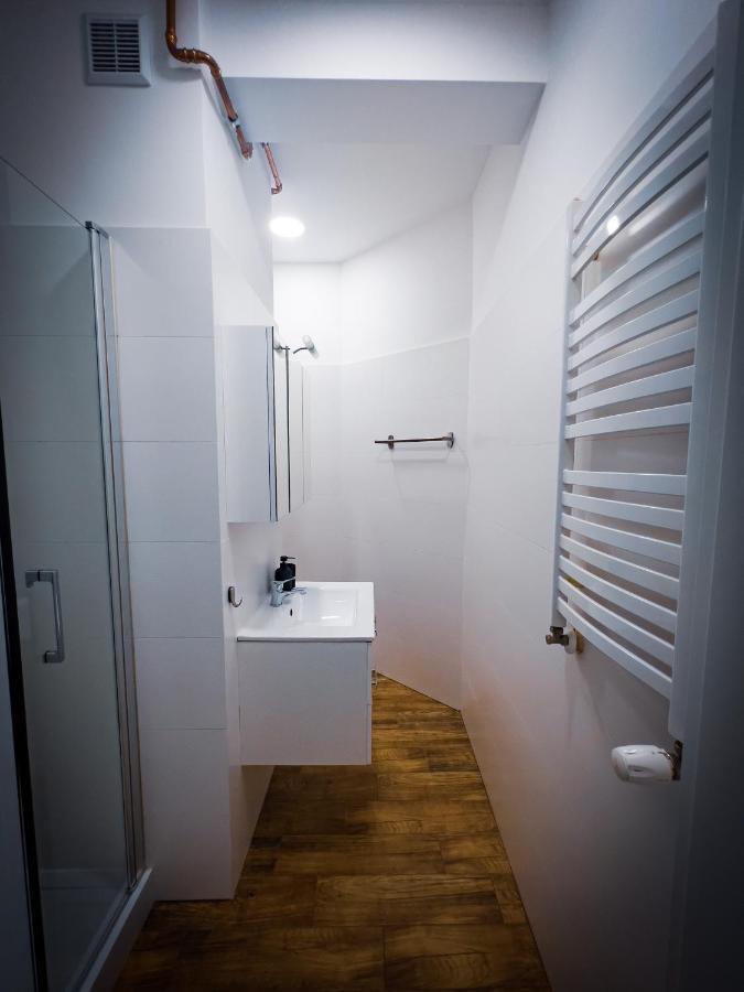 Nalu Black&White Apartment No 8 Катовіце Екстер'єр фото